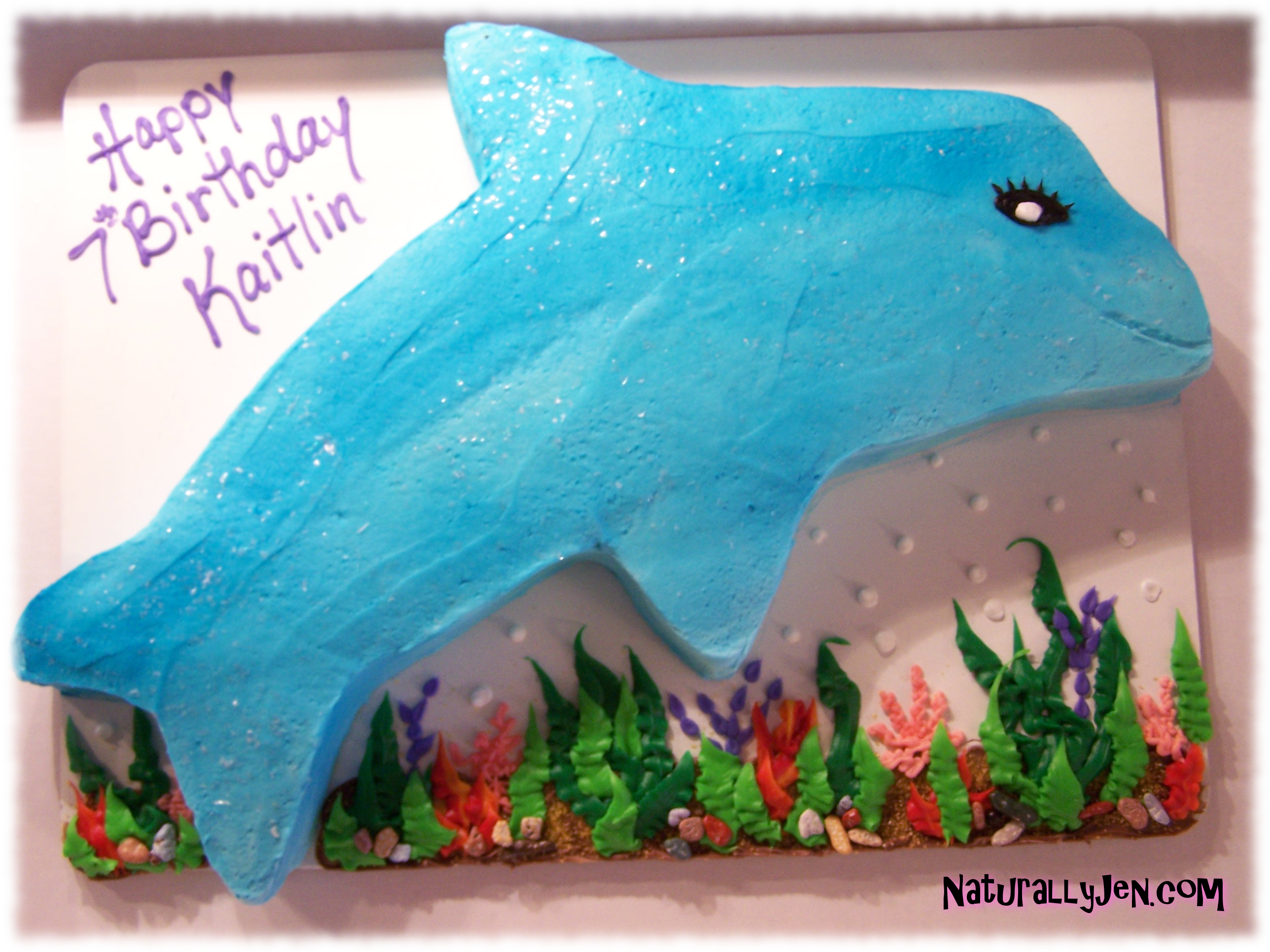 Shaped Dolphin Birthday Cake Idea