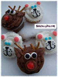Christmas Reindeer Cupcakes and Polar Bear Holiday Cupcake
