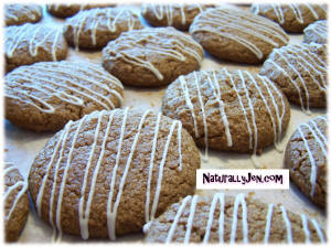 Vegan Gingersnap Cookies with Frosting Drizzle